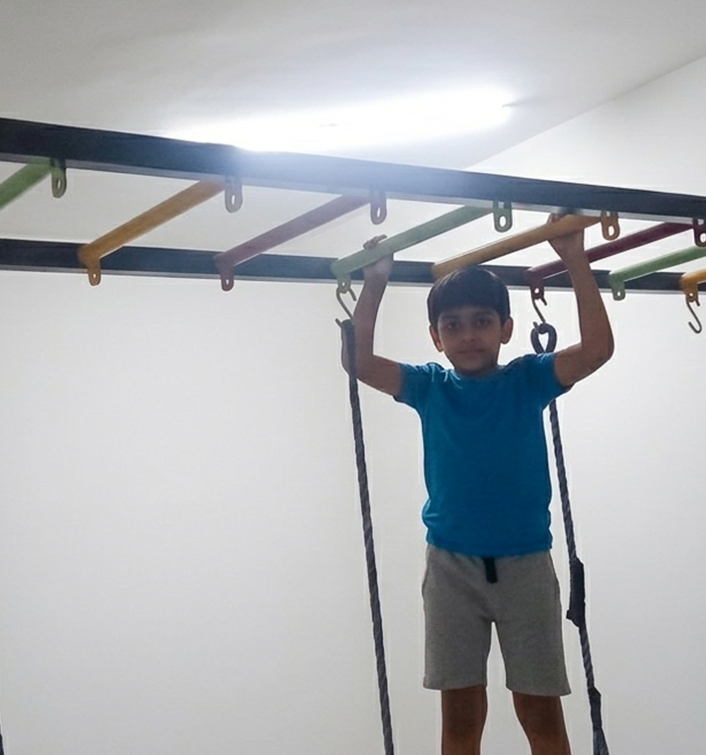 Monkey bar